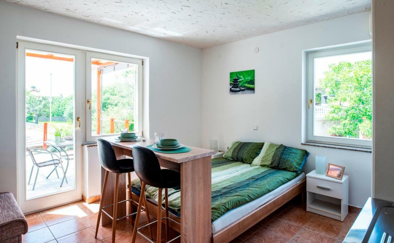 Lavanda Apartments&Studios Pinezići Exteriör bild